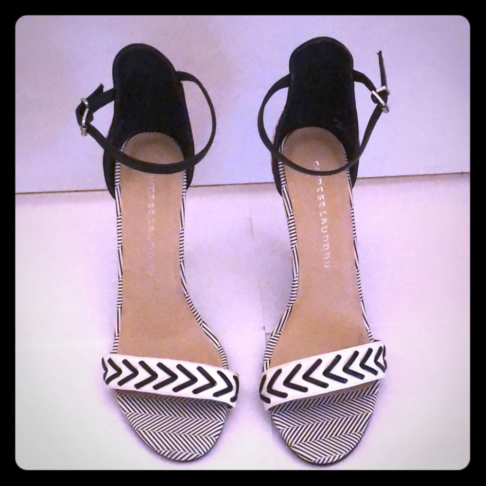 Chinese laundry sandals tribal print size 9.5 new